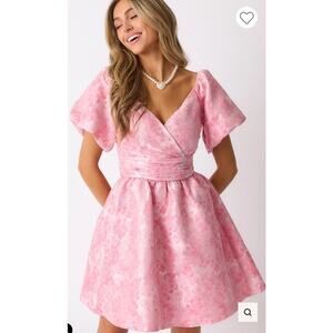 NWOT Meet Me in Santorini Cheers to Us Light Pink Floral Jacquard Mini Dress, XS